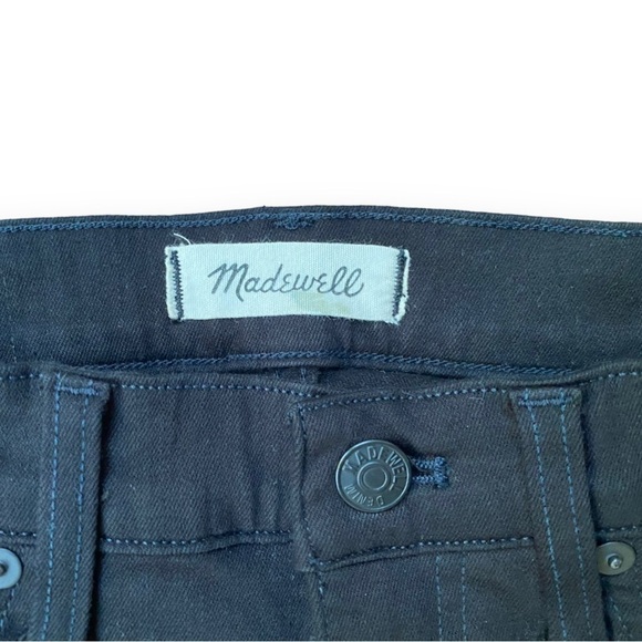 MADEWELL 9" Mid-Rise Skinny Jeans in ISKO Stay Black | Size 24 - Picture 6 of 16